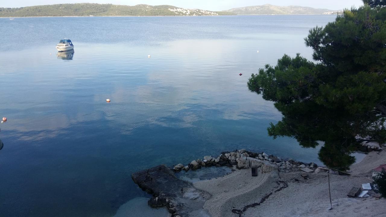 ApartMarin Trogir Bagian luar foto