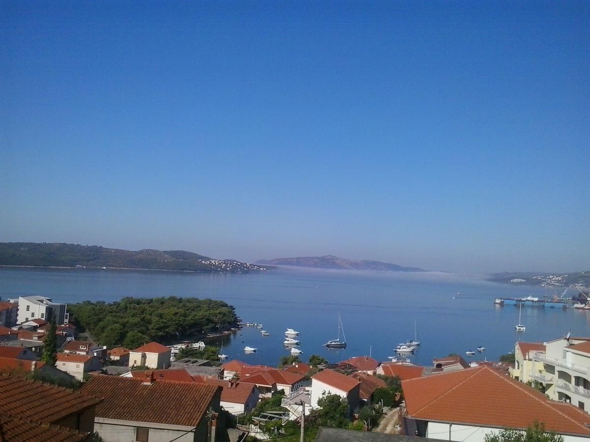 ApartMarin Trogir Bagian luar foto