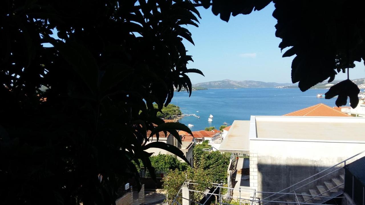 ApartMarin Trogir Bagian luar foto