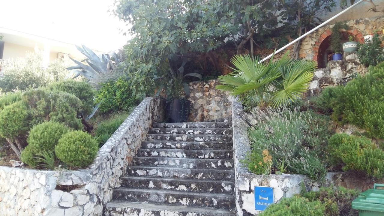 ApartMarin Trogir Bagian luar foto